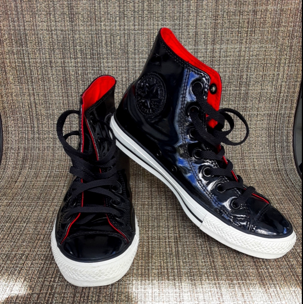 Converse hightops unisex